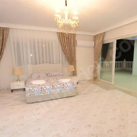 Rainbow Villas Excellent Luxury Villa *