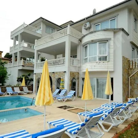 Rainbow Villas Excellent Luxury Villa