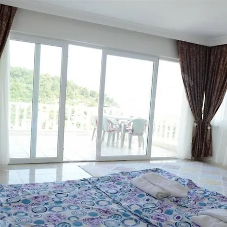 וילה Rainbow Villas Excellent Luxury אלאניה